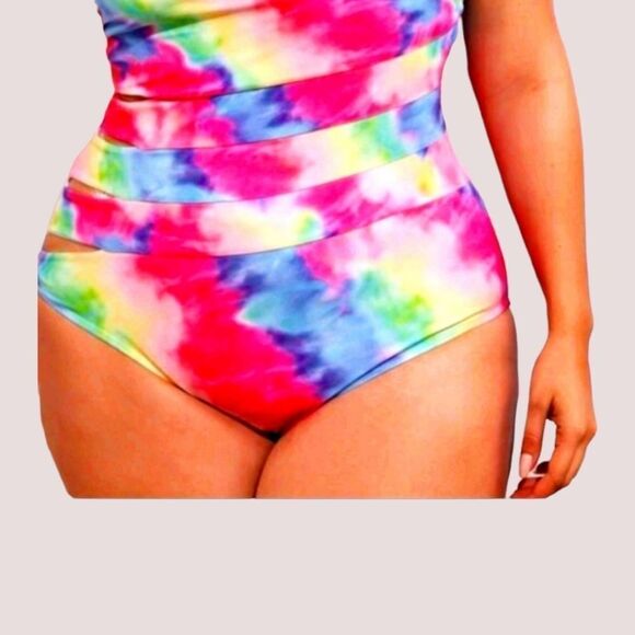 SHEIN PLUS SIZE ONE PIECE TIE DYE SWIMSUIT. - Picture 1 of 9